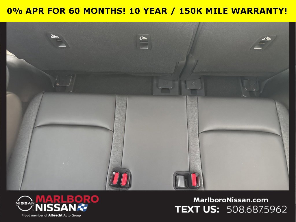 New 2025 Nissan Pathfinder SL image 18