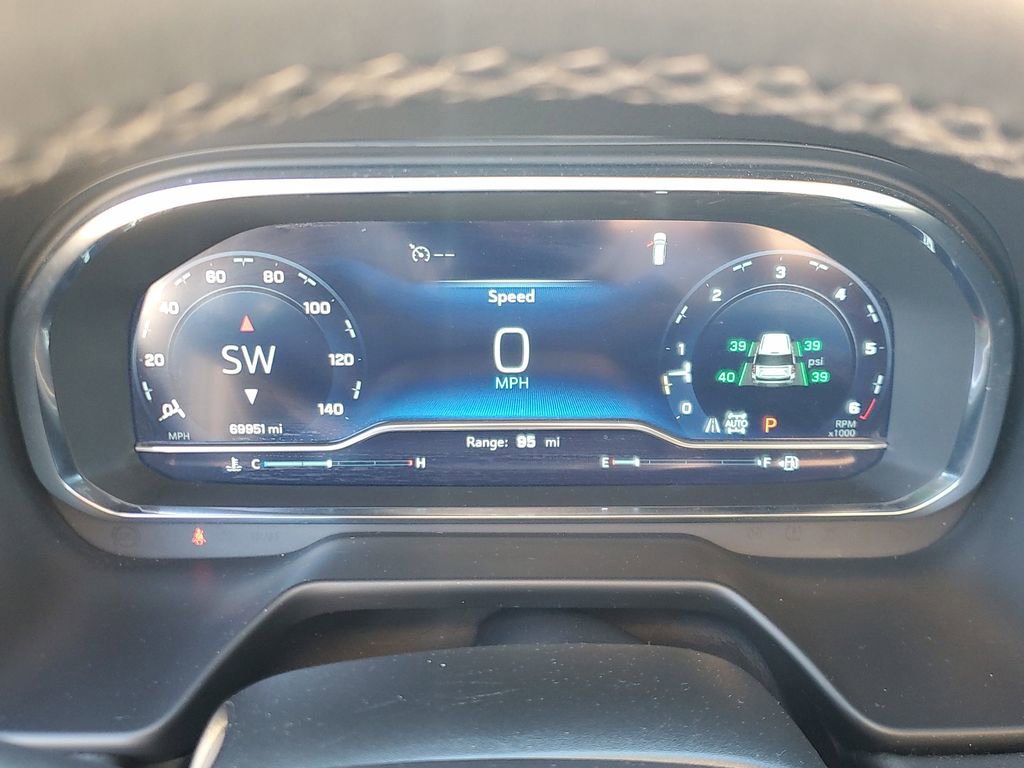 Used 2024 Chevrolet Tahoe LT image 22