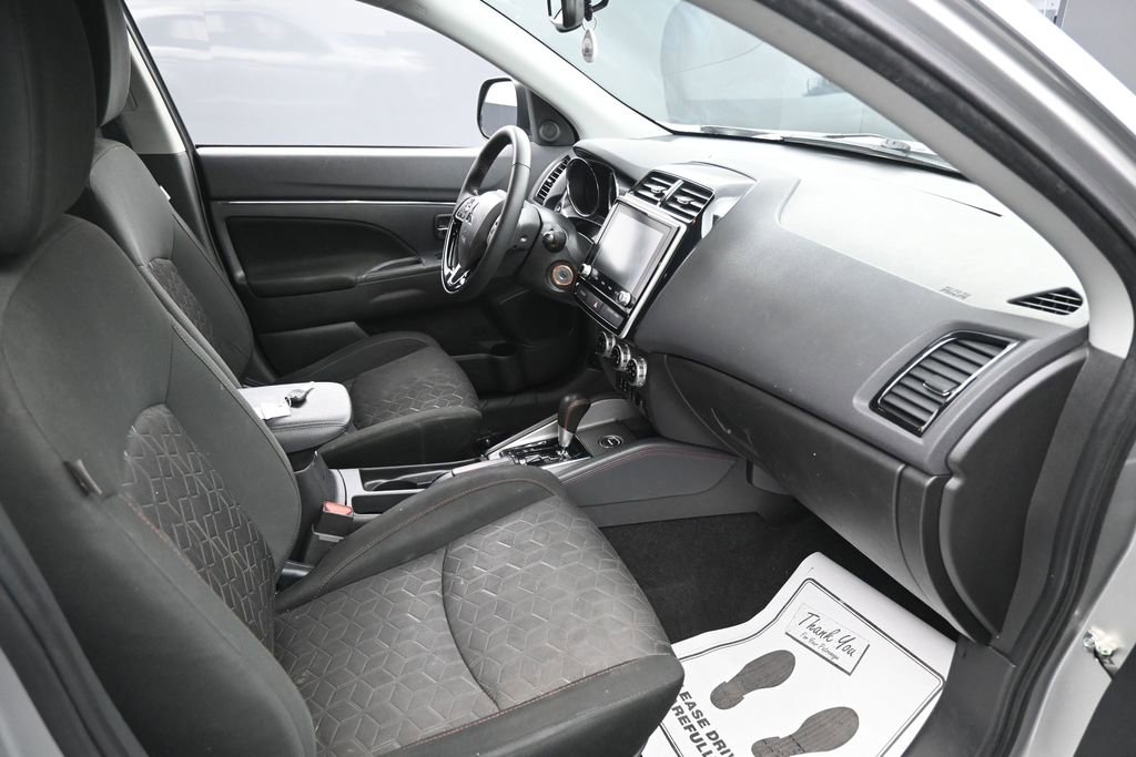 Used 2023 Mitsubishi Outlander Sport LE AWD/4WD image 28