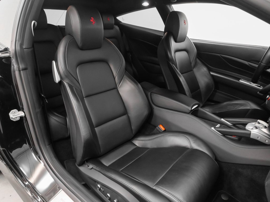 Certified 2015 Ferrari FF image 3
