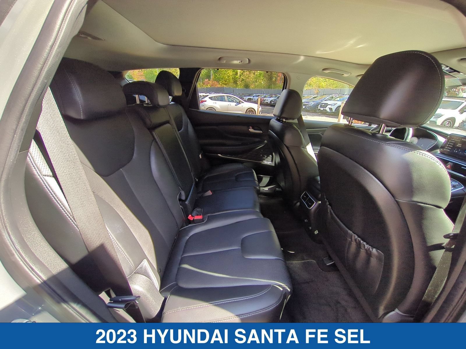 Used 2023 Hyundai Santa Fe SEL w/ Premium Package AWD/4WD image 37