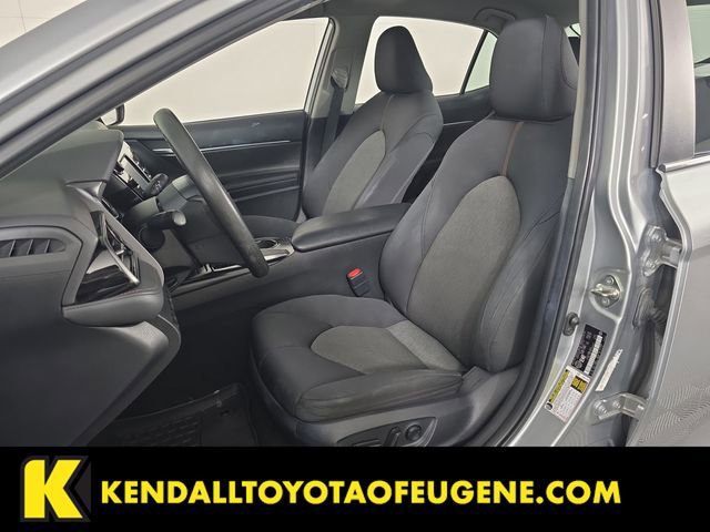 Used 2019 Toyota Camry L image 16