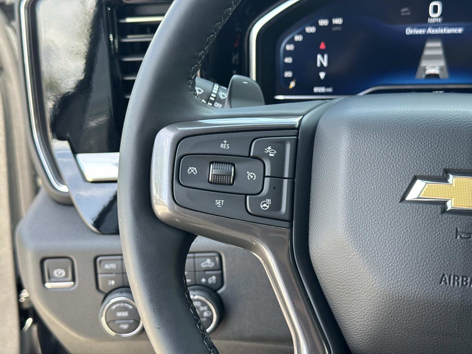 Used 2024 Chevrolet Silverado 1500 High Country w/ High Country Premium Package AWD/4WD image 31