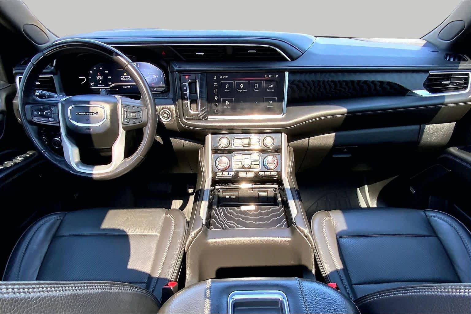 Used 2023 GMC Yukon Denali w/ Denali Reserve Package AWD/4WD image 14
