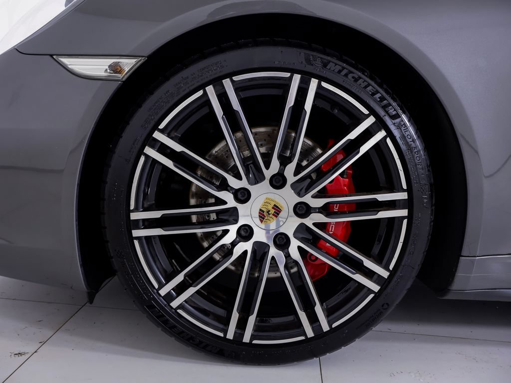 Used 2015 Porsche 911 Carrera 4S AWD/4WD image 22