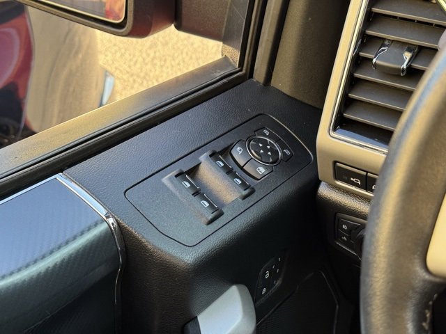 Certified 2019 Ford F150 Lariat w/ Equipment Group 502A Luxury image 32