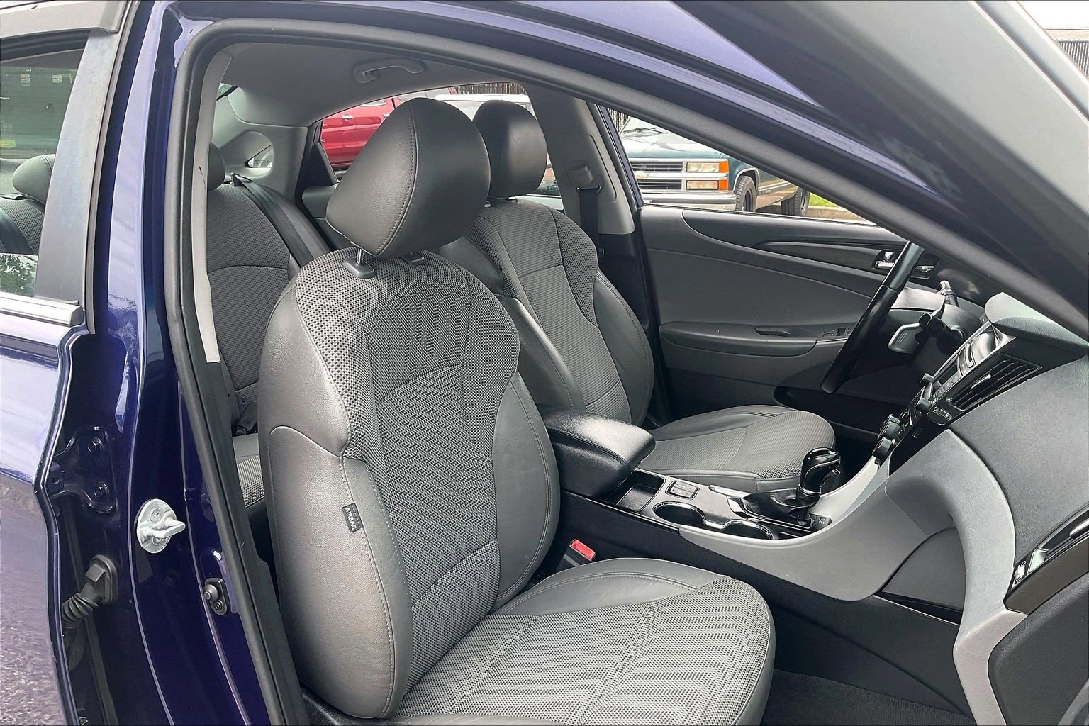 Used 2014 Hyundai Sonata SE FWD image 9