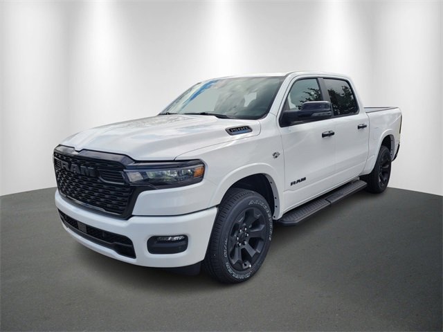 New 2026 RAM 1500 4x4 Crew Cab image 2