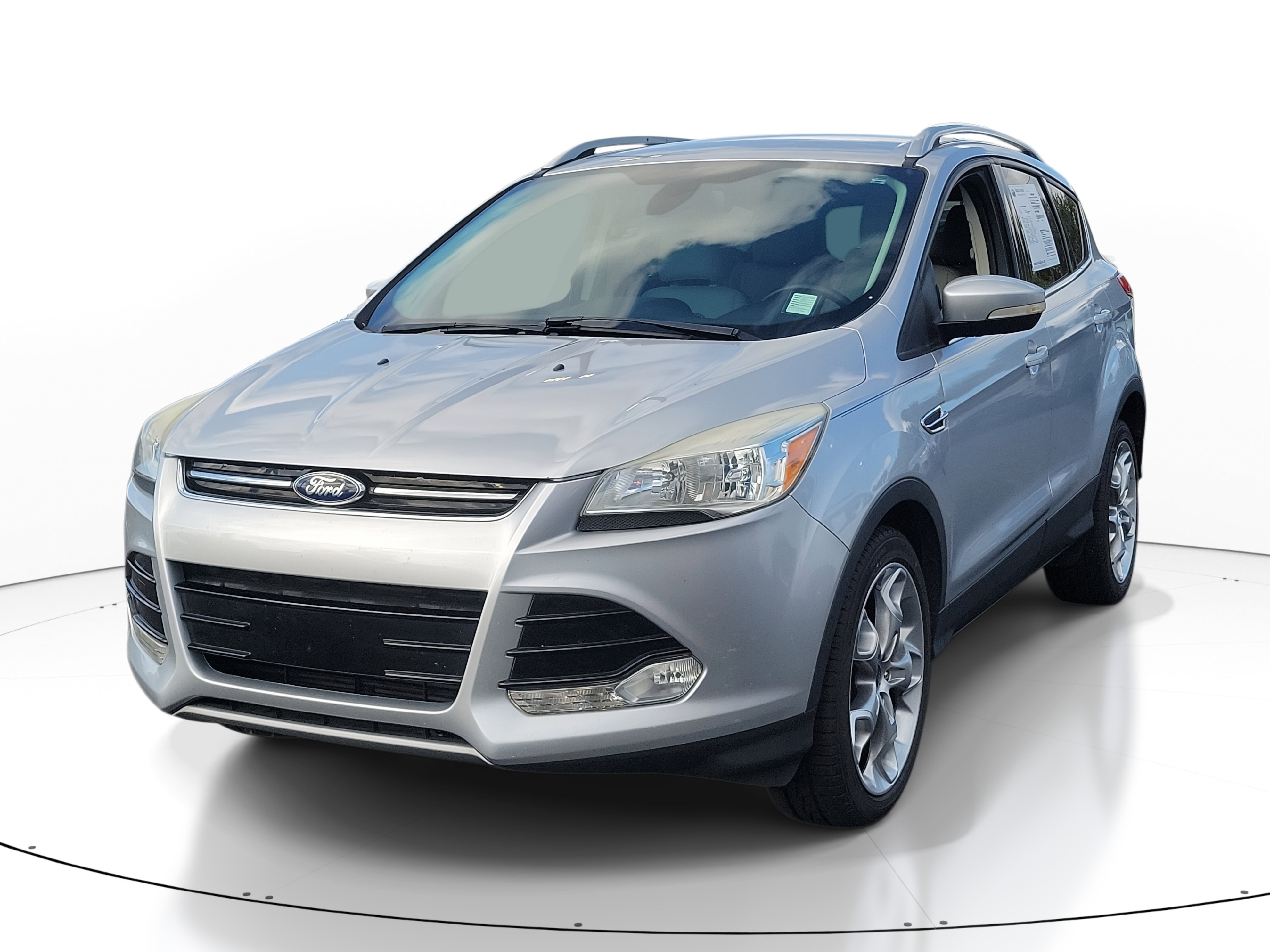 Used 2015 Ford Escape Titanium image 3