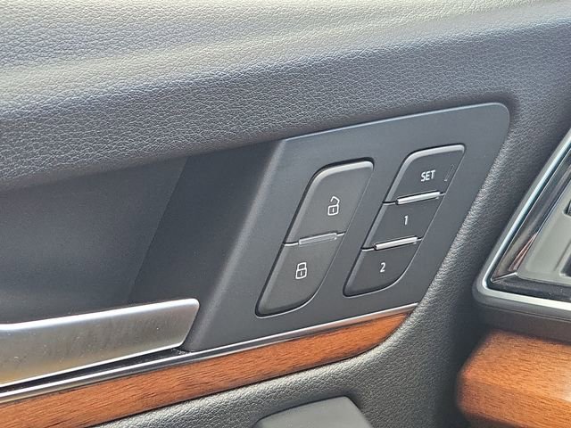 Used 2023 Audi Q5 2.0T Premium w/ Convenience Package image 36