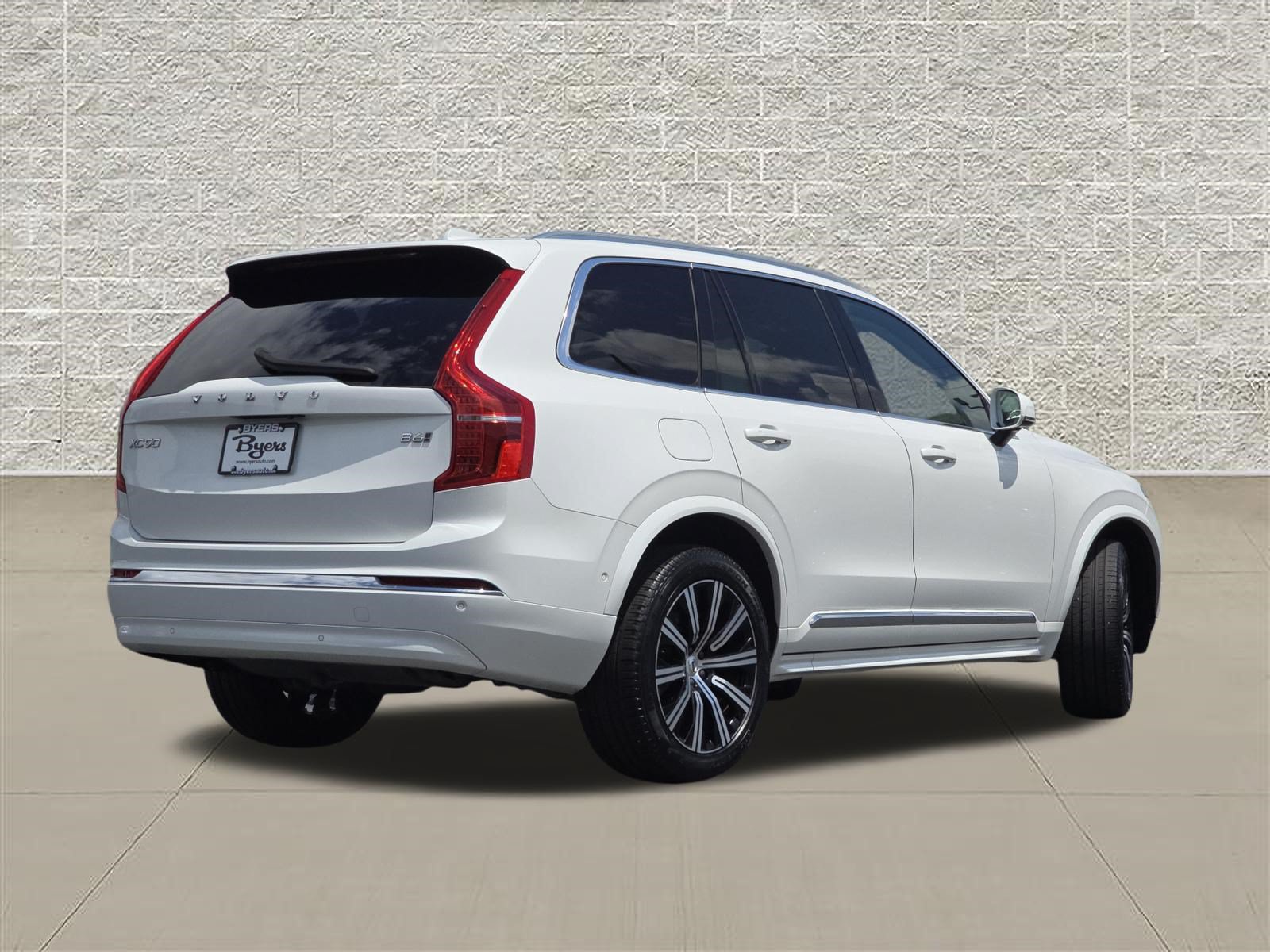 Used 2025 Volvo XC90 B6 Plus AWD/4WD image 7