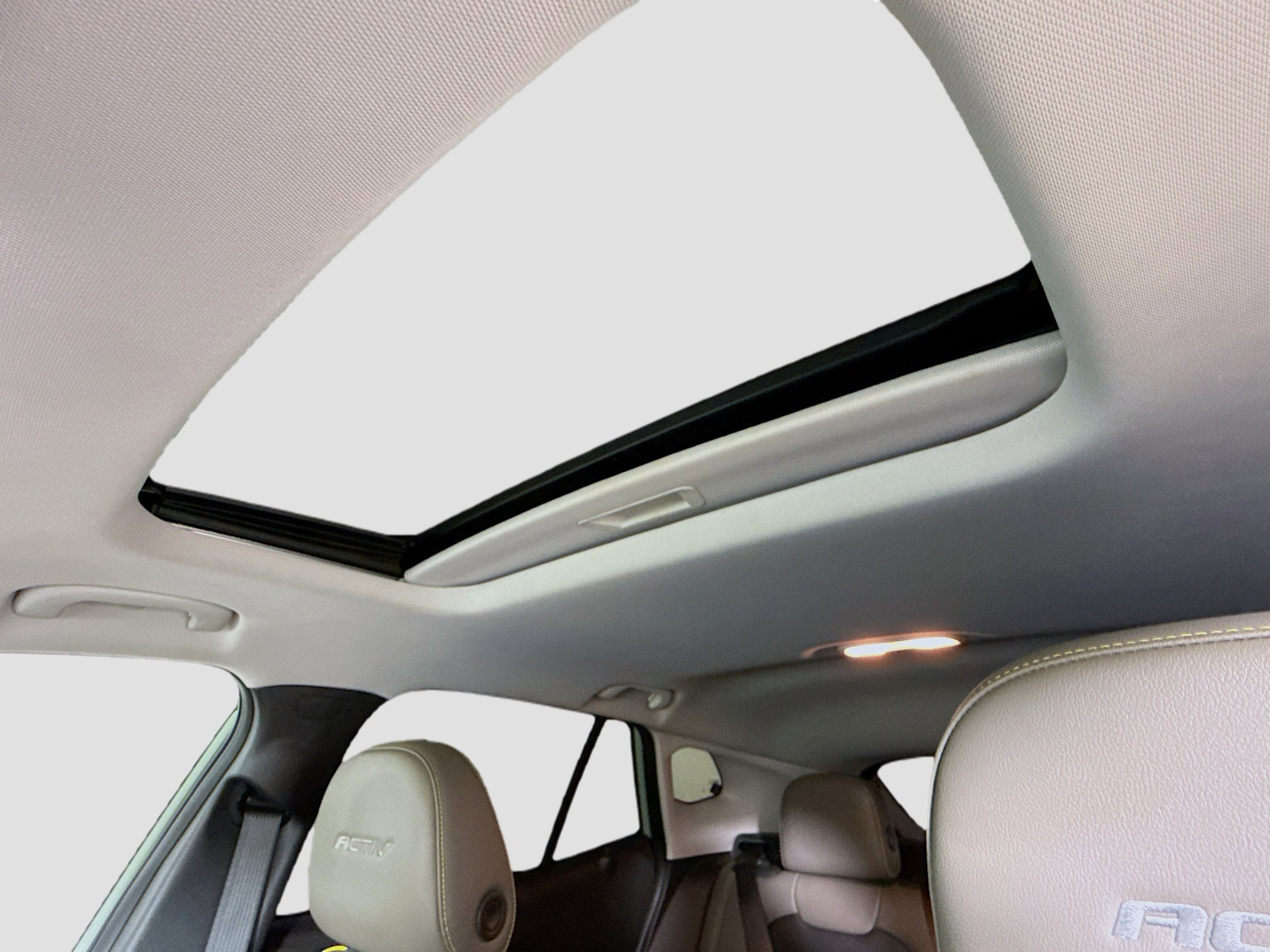 Used 2024 Chevrolet Trax ACTIV w/ Sunroof Package image 23