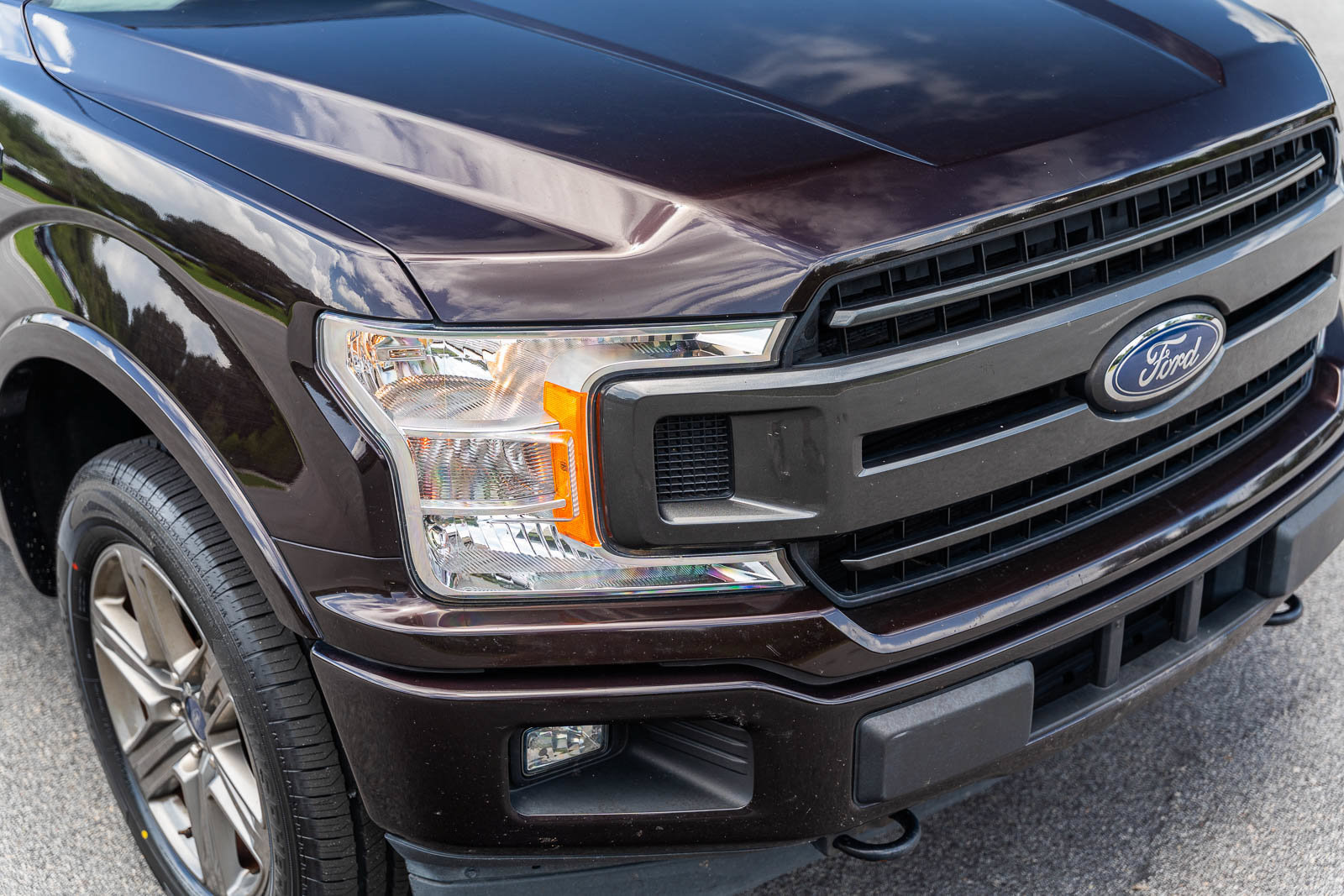Used 2020 Ford F150 XLT w/ Equipment Group 302A Luxury AWD/4WD image 10
