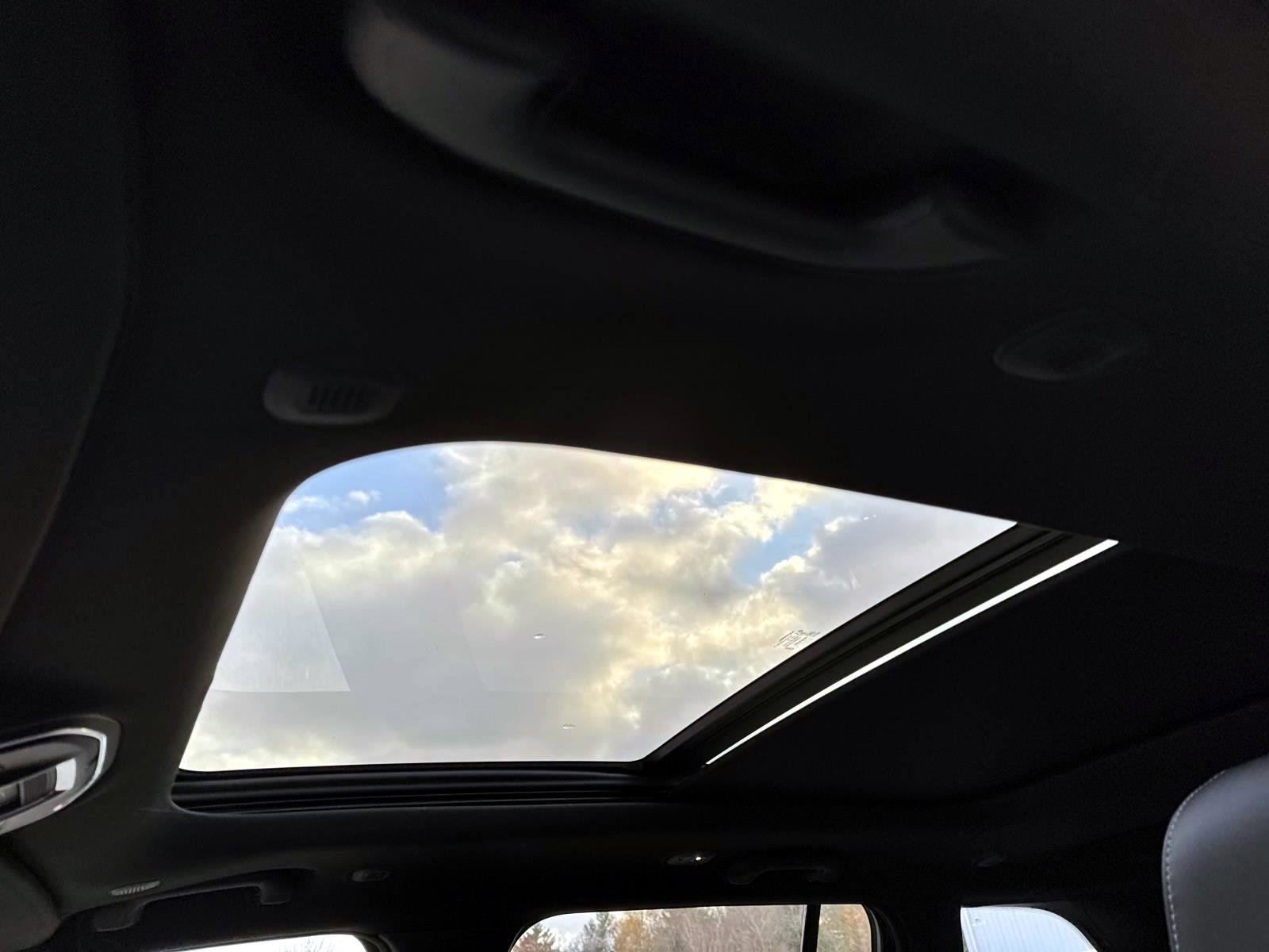 New 2025 Jeep Grand Cherokee Limited image 10