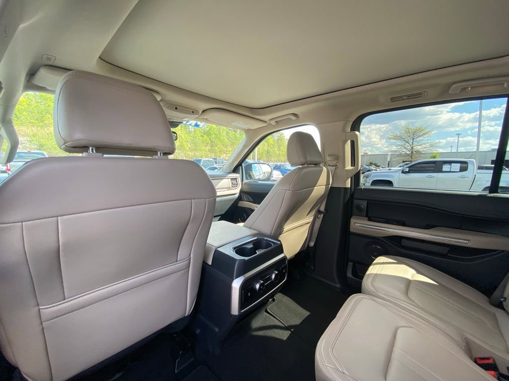 Certified 2024 Ford Expedition Limited image 23