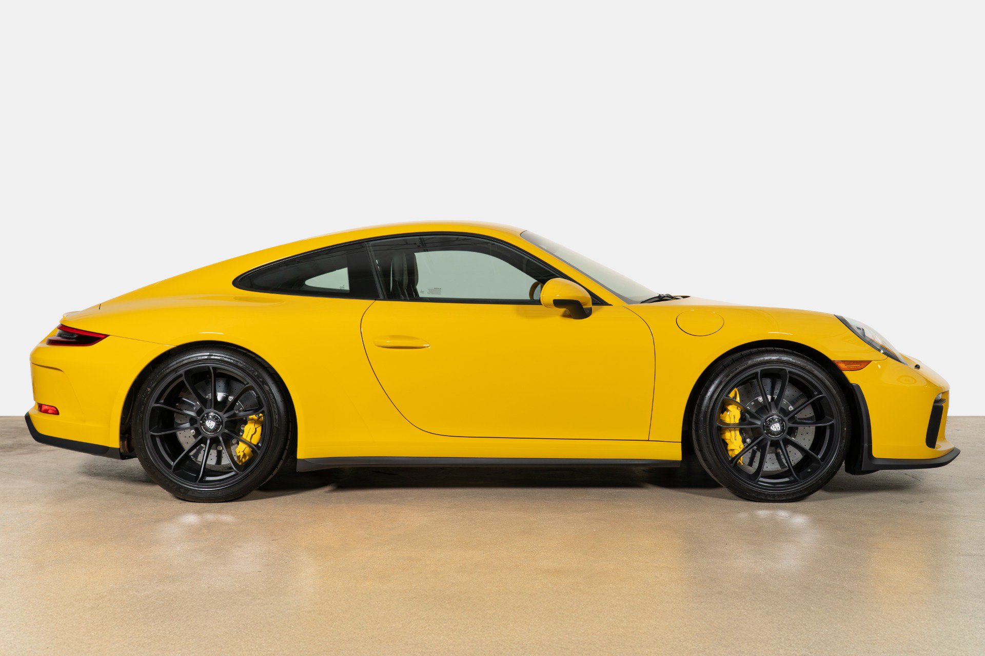 Used 2019 Porsche 911 GT3 RWD image 6