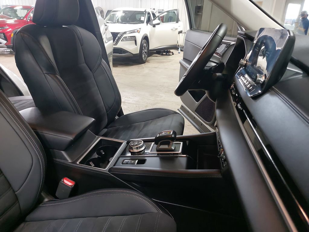 Used 2024 Mitsubishi Outlander SE image 10