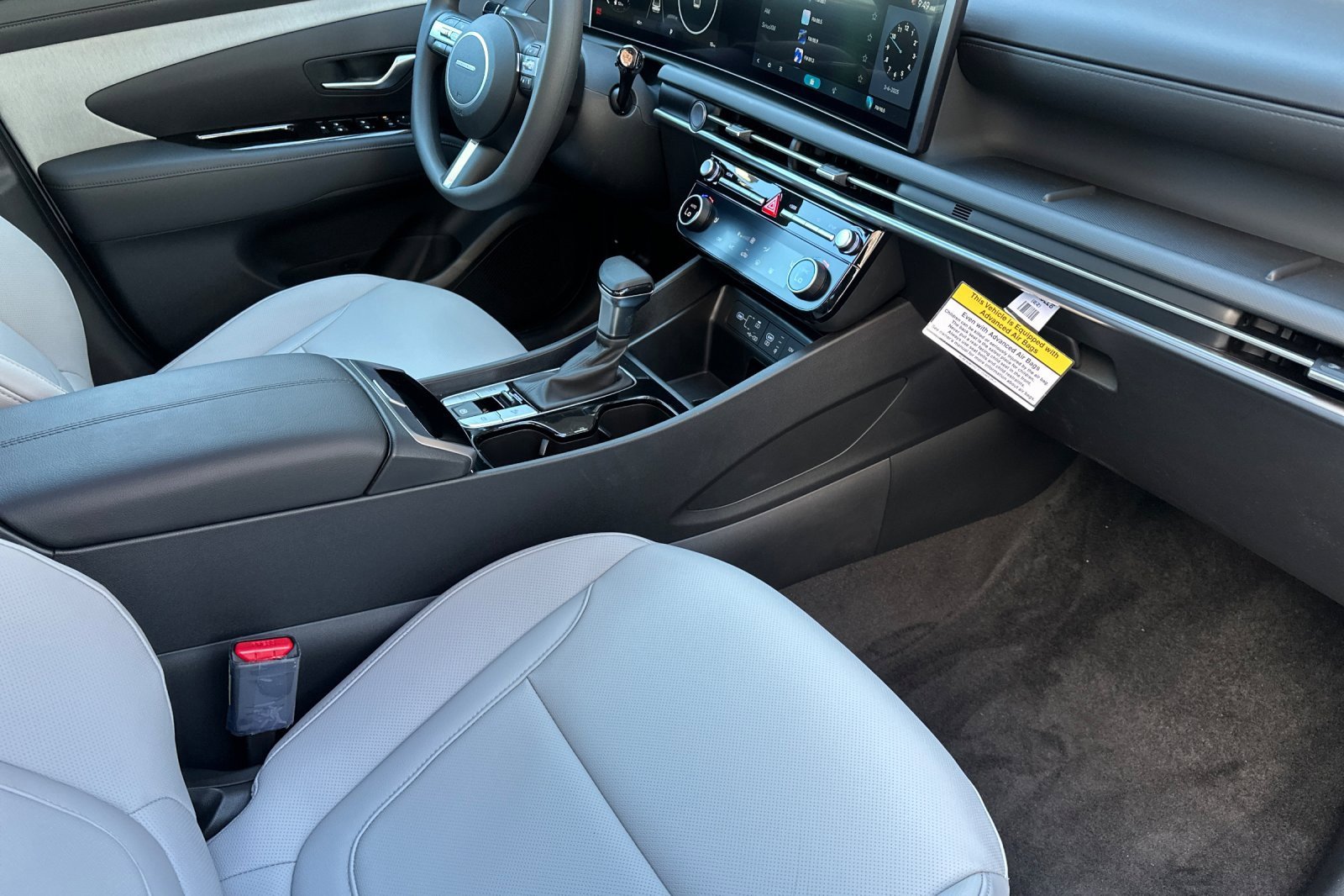 Certified 2025 Hyundai Santa Cruz SEL image 17