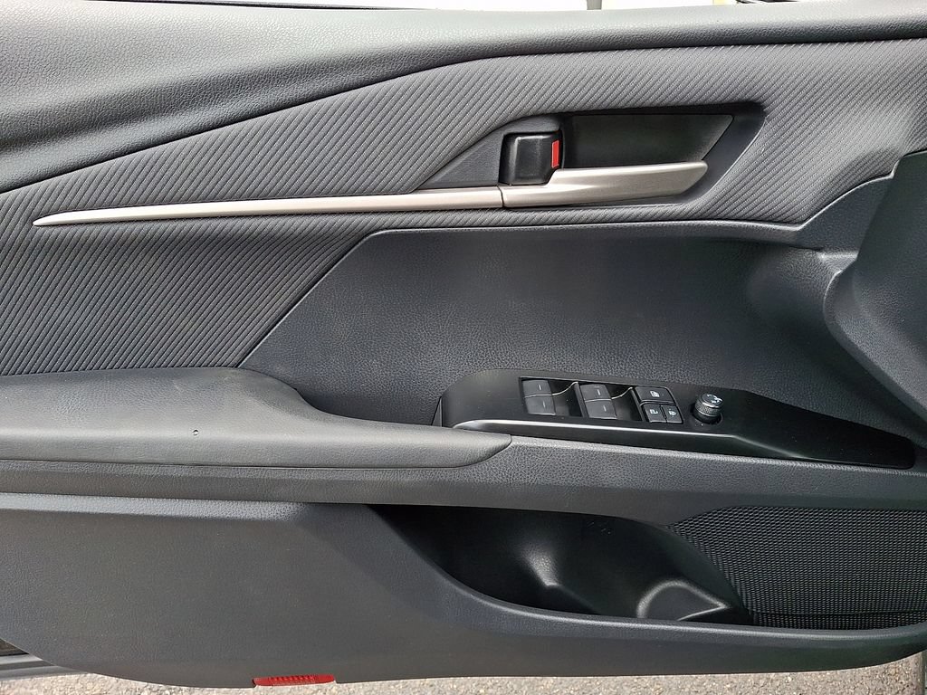Used 2026 Toyota Camry SE FWD image 13