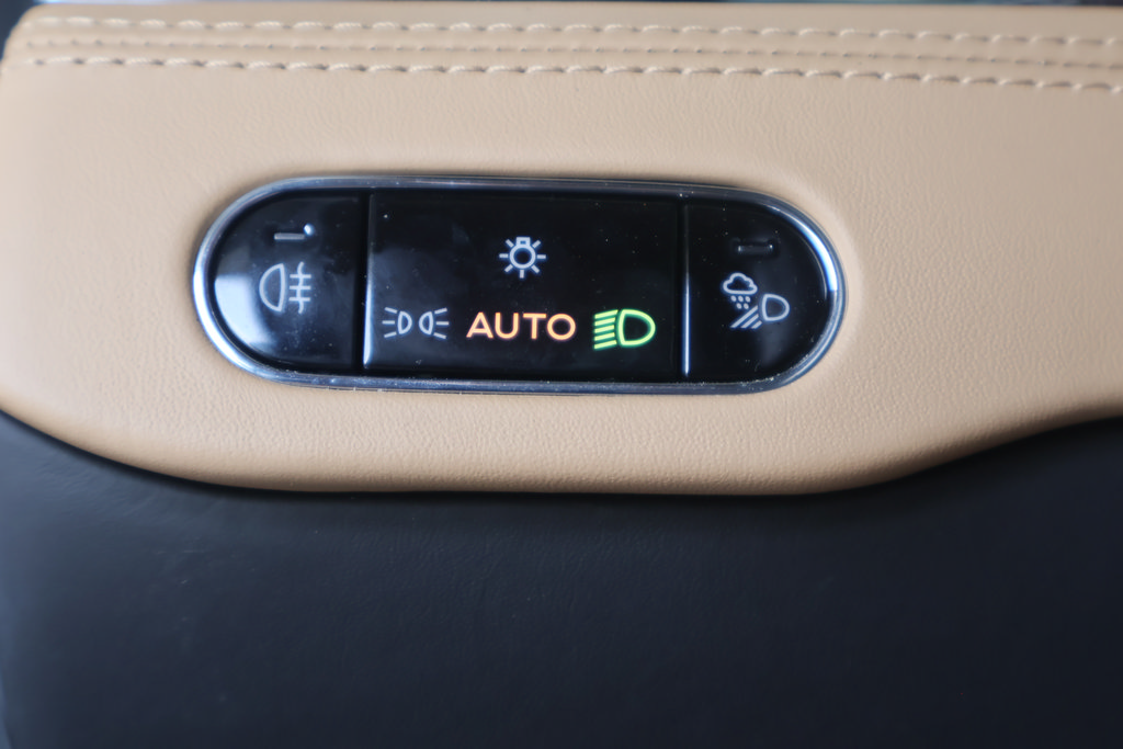 Used 2022 Bentley Continental GT AWD/4WD image 31