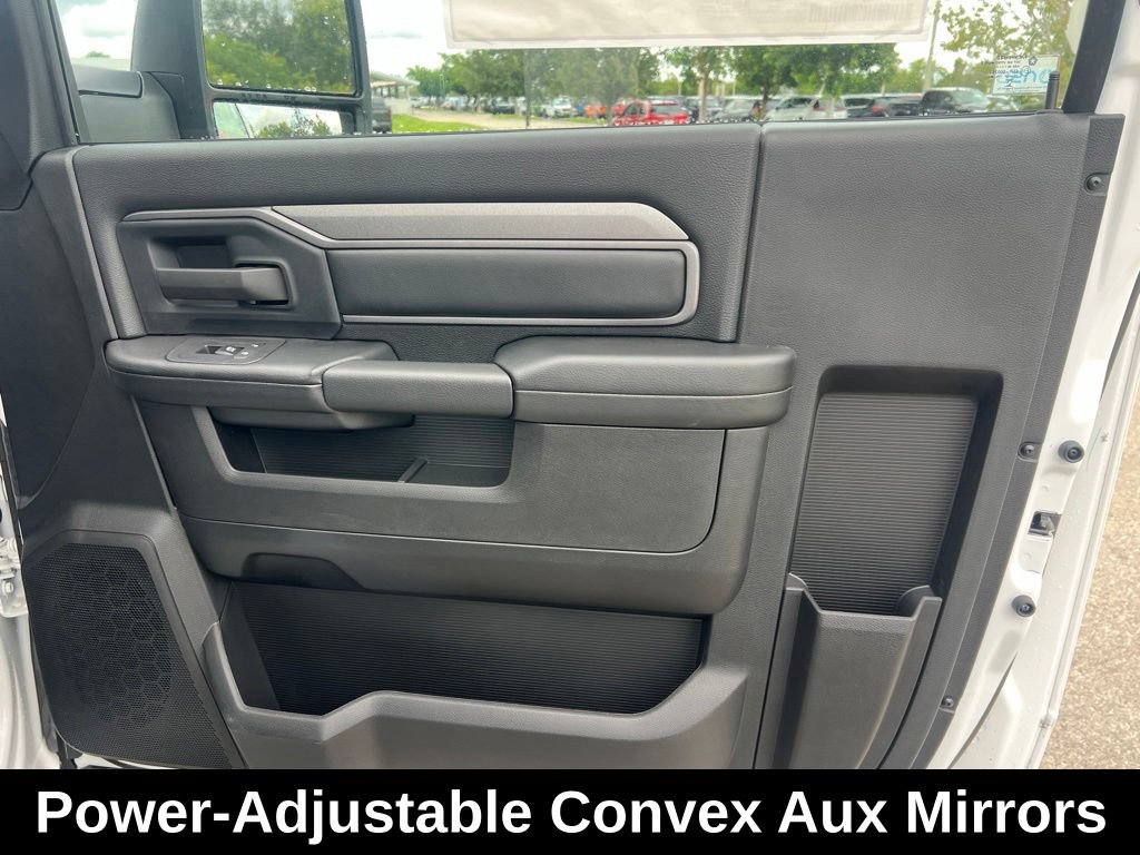 Used 2025 RAM 3500 Tradesman AWD/4WD image 25
