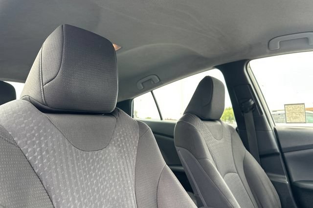 Used 2016 Toyota Prius Two FWD image 19