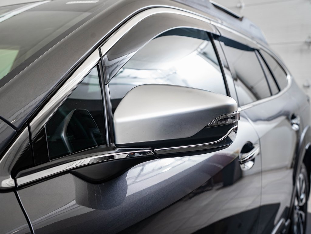 Used 2025 Subaru Outback Touring image 15