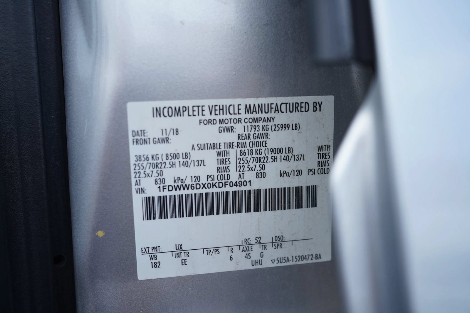 Used 2019 Ford F650 2WD Crew Cab Super Duty image 28