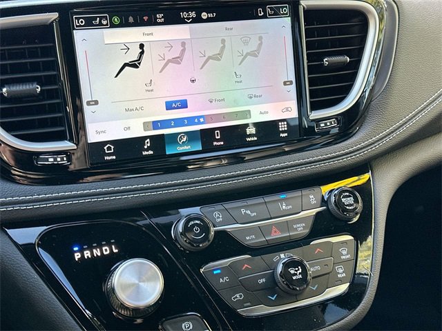 New 2026 Chrysler Pacifica Select w/ S Appearance Package image 22