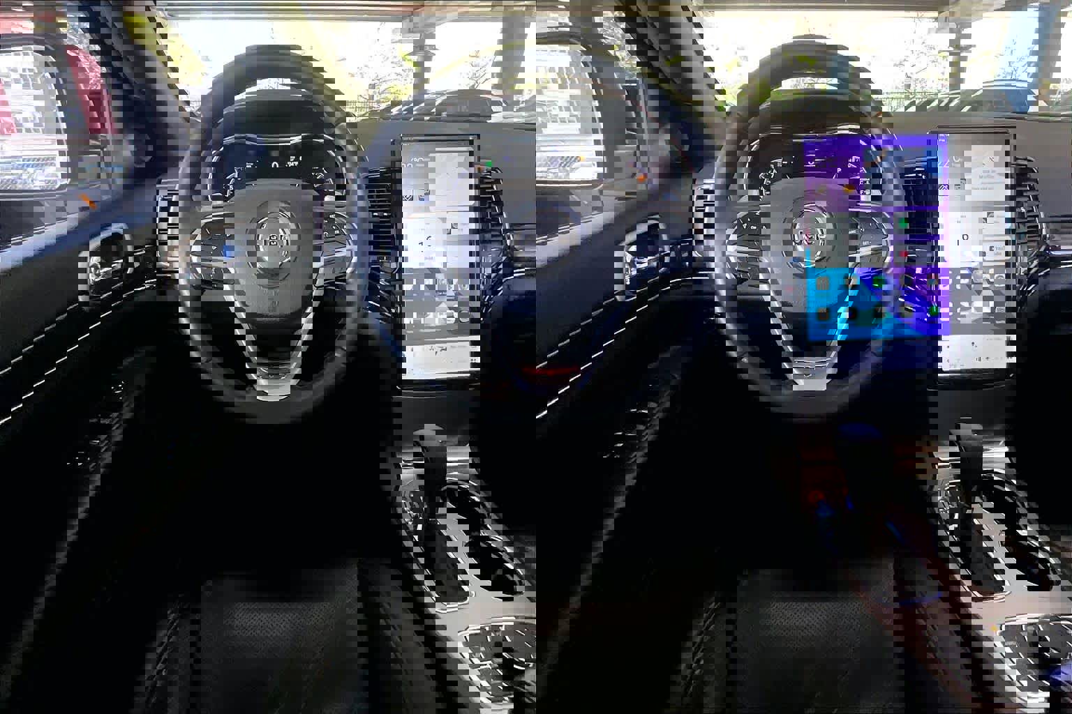 Used 2018 Jeep Grand Cherokee Trailhawk w/ Trailhawk Luxury Group image 5