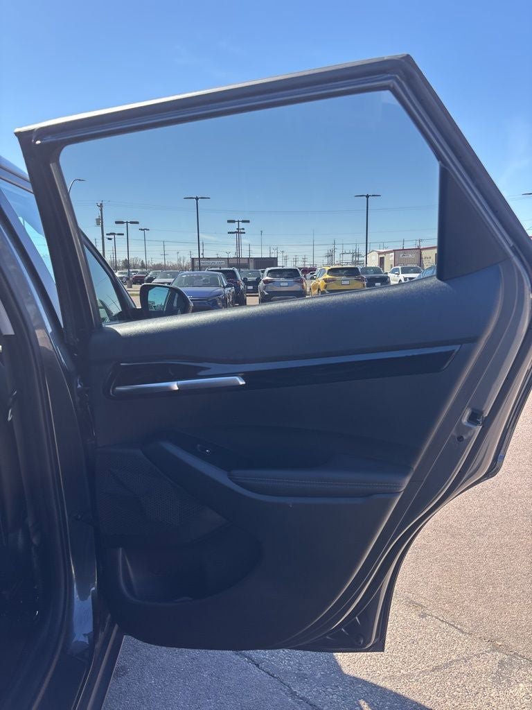 Used 2023 Kia Seltos SX w/ SX Sunroof Package AWD/4WD image 25