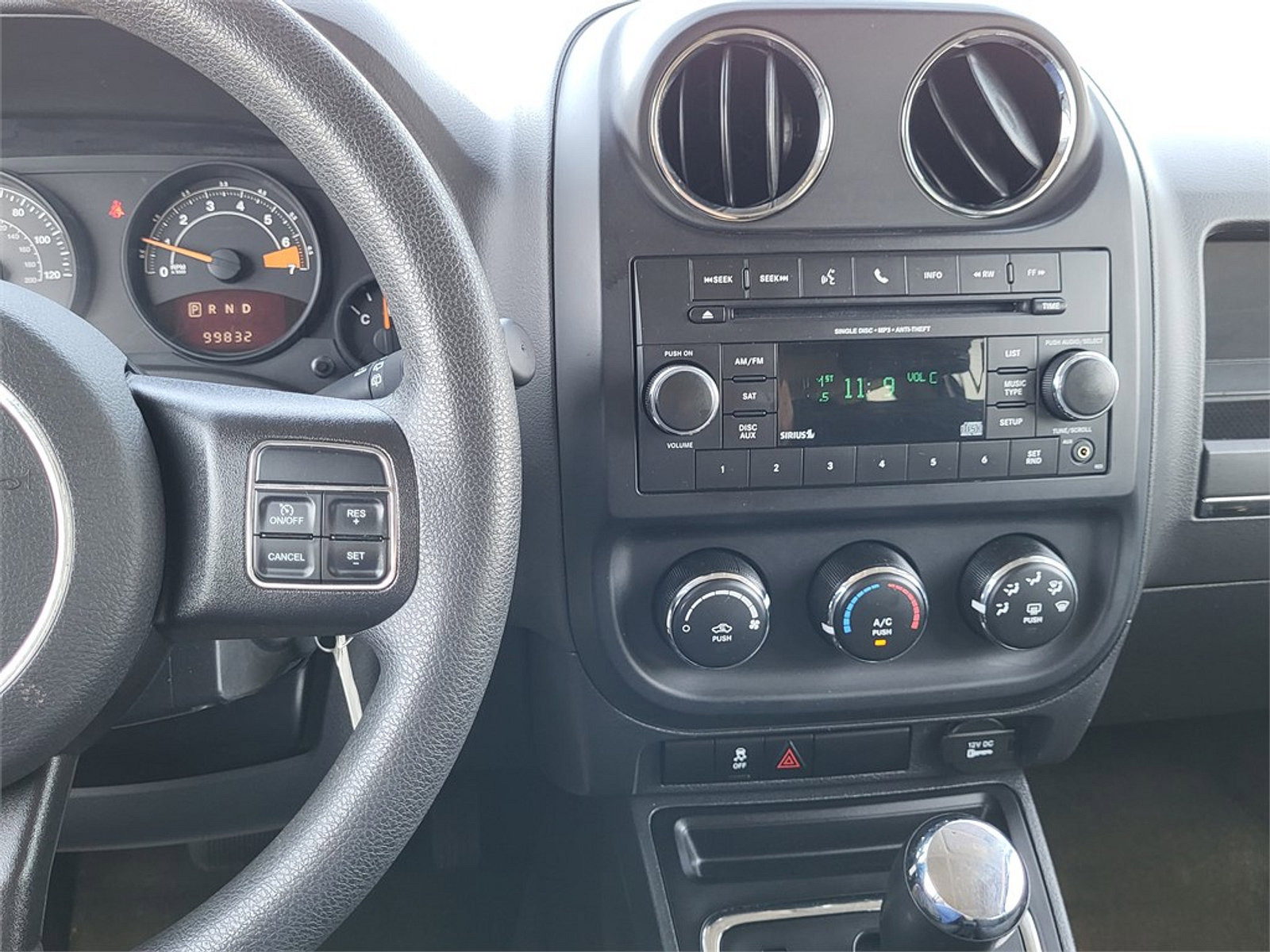 Used 2016 Jeep Patriot Sport FWD image 11