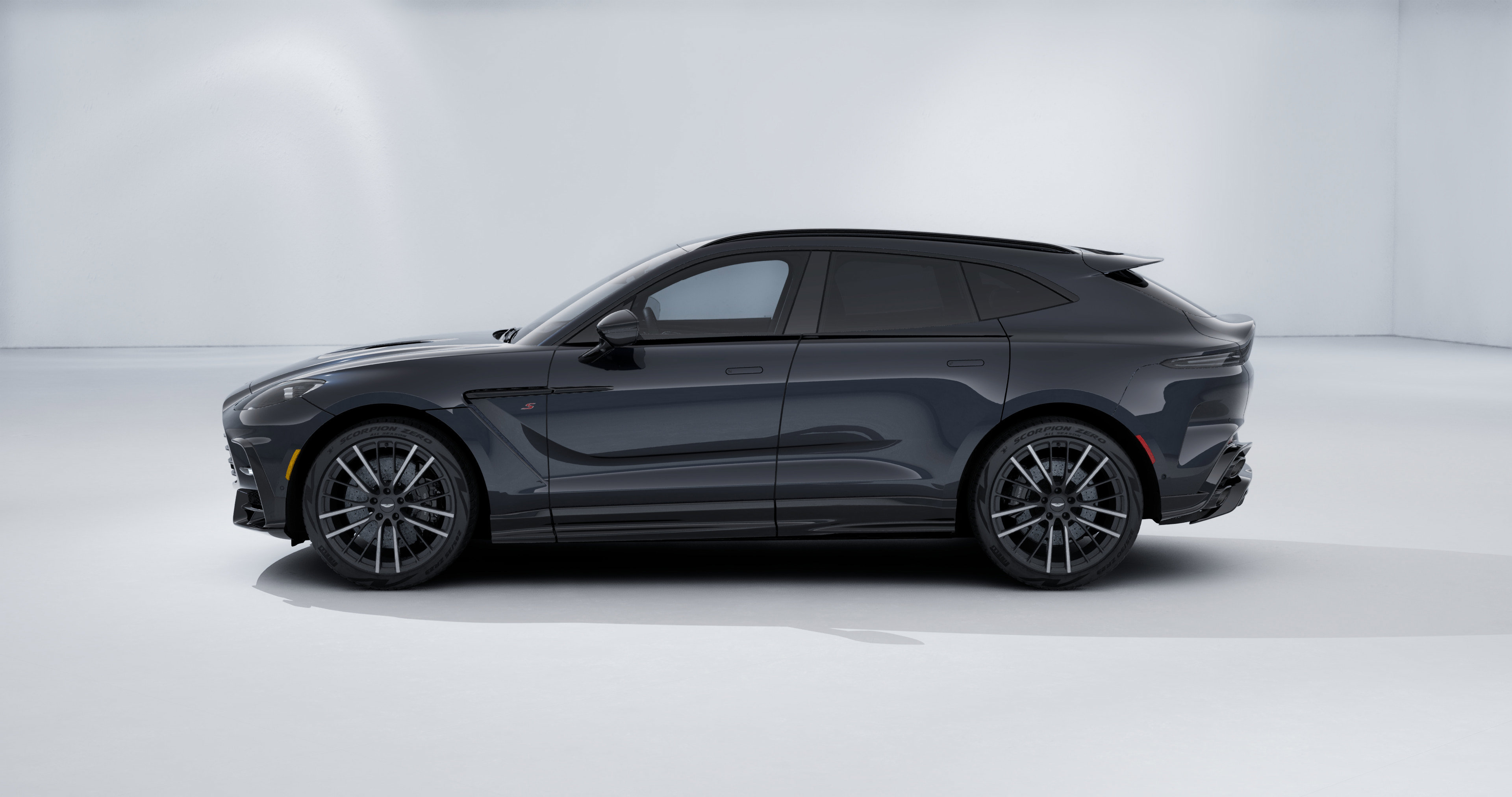 New 2026 Aston Martin DBX S image 4