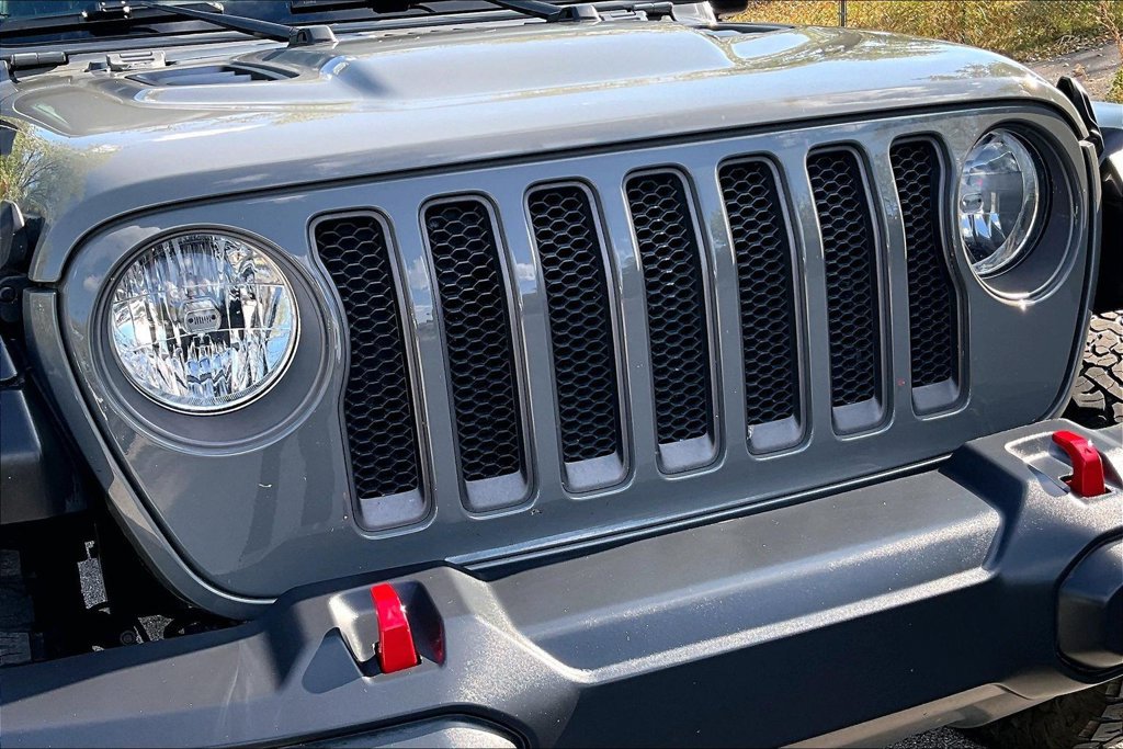 Used 2023 Jeep Wrangler Unlimited Rubicon w/ Cold Weather Group AWD/4WD image 38