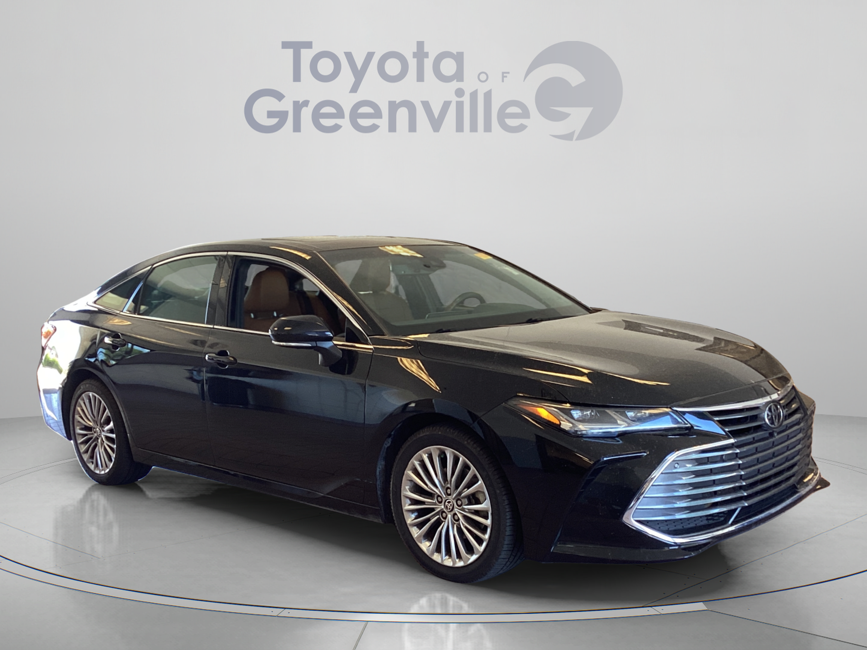 Certified 2022 Toyota Avalon Limited w/ Advanced Safety Package FWD image 8