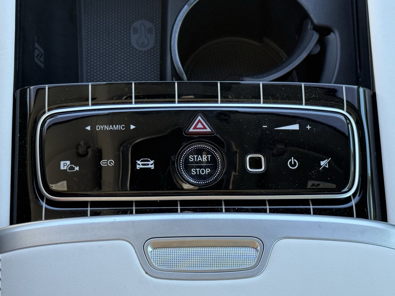 New 2025 Mercedes-Benz Maybach EQS 680 4MATIC image 23