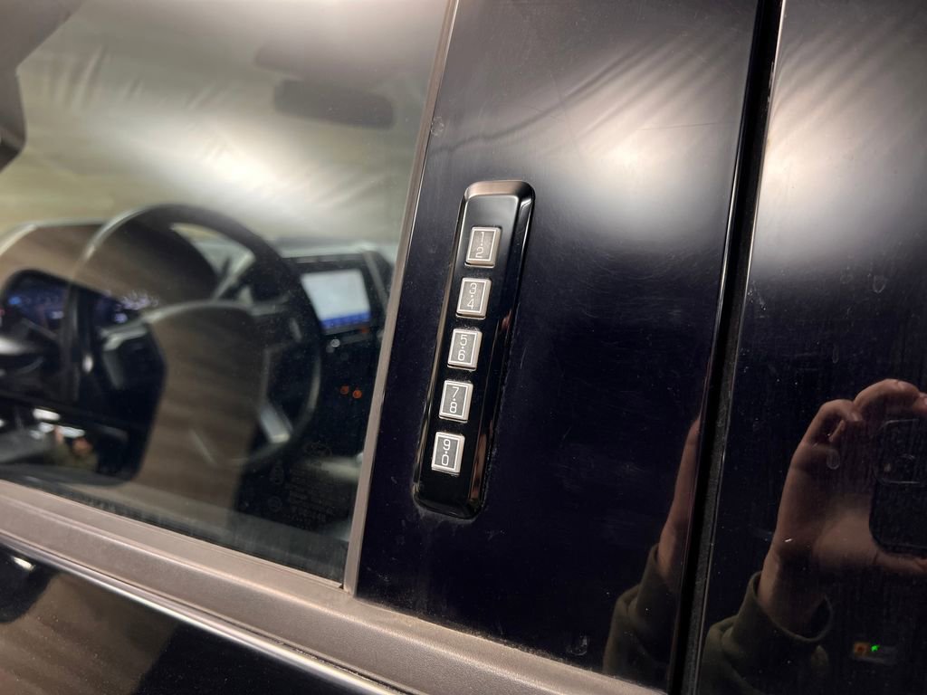 Used 2020 Ford F450 Lariat w/ Lariat Ultimate Package image 25