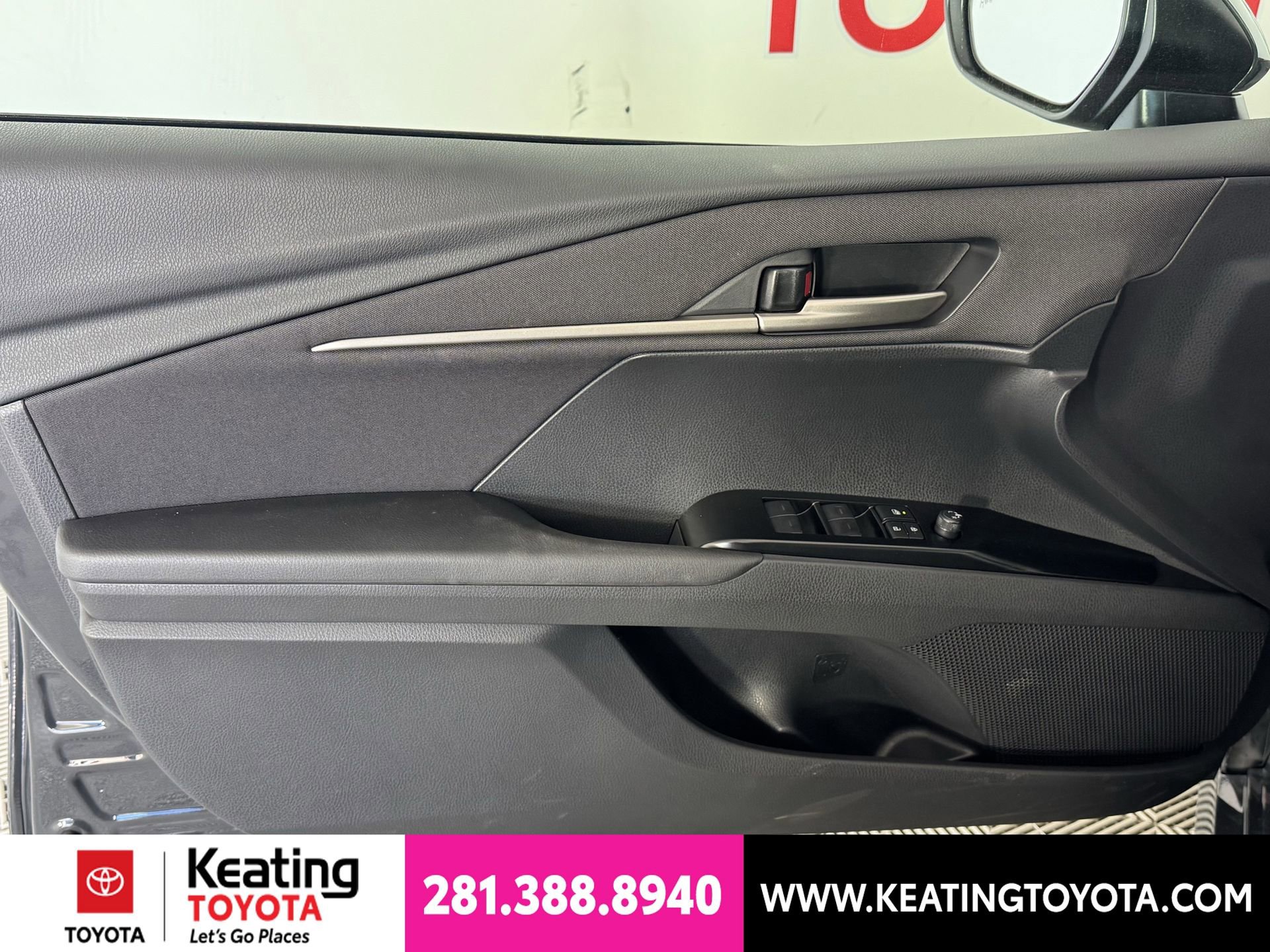 Used 2026 Toyota Camry LE w/ Convenience Package FWD image 13