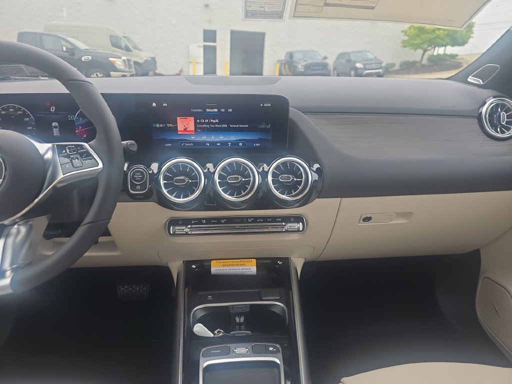 New 2026 Mercedes-Benz GLA 250 4MATIC image 17