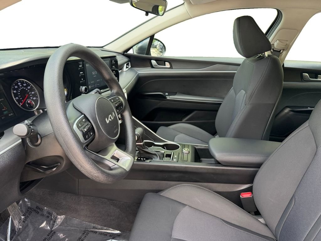 Used 2024 Kia K5 LXS FWD image 9