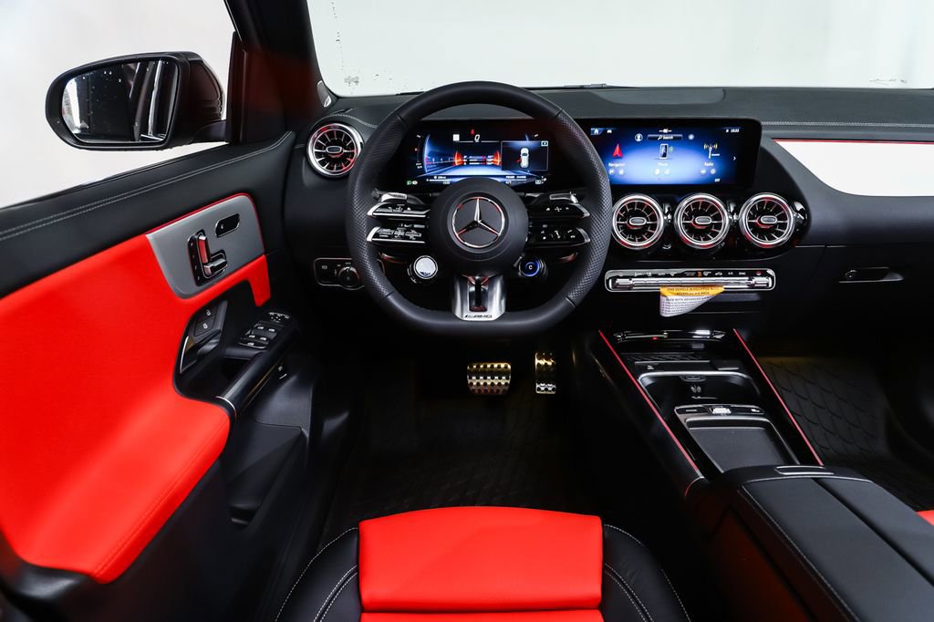 New 2026 Mercedes-Benz GLA 35 AMG 4MATIC image 13