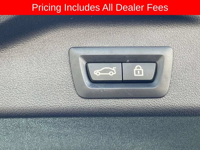 Used 2021 BMW X5 xDrive40i w/ Parking Assistance Package AWD/4WD image 14
