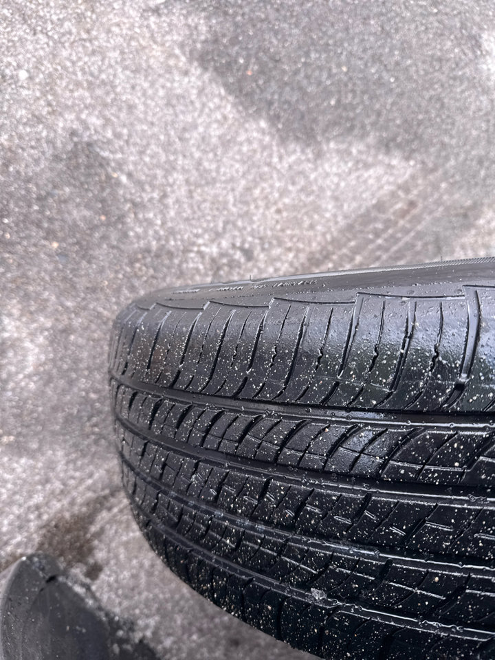 Used 2008 Chrysler 300 Limited image 10