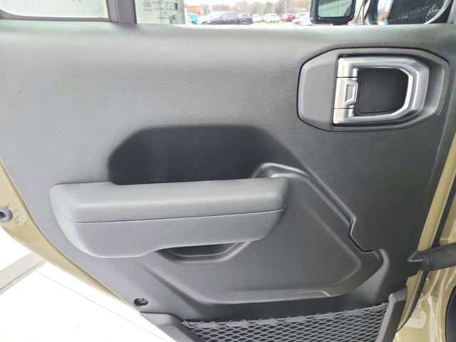 New 2026 Jeep Gladiator Rubicon w/ Steel Power Dome Hood Package image 32