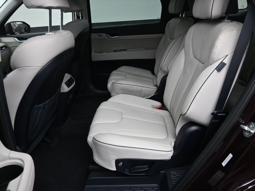 Used 2024 Hyundai Palisade Calligraphy image 14