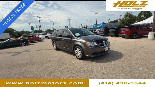 Used 2016 Dodge Grand Caravan SE w/ Quick Order Package 29E SE FWD image 2