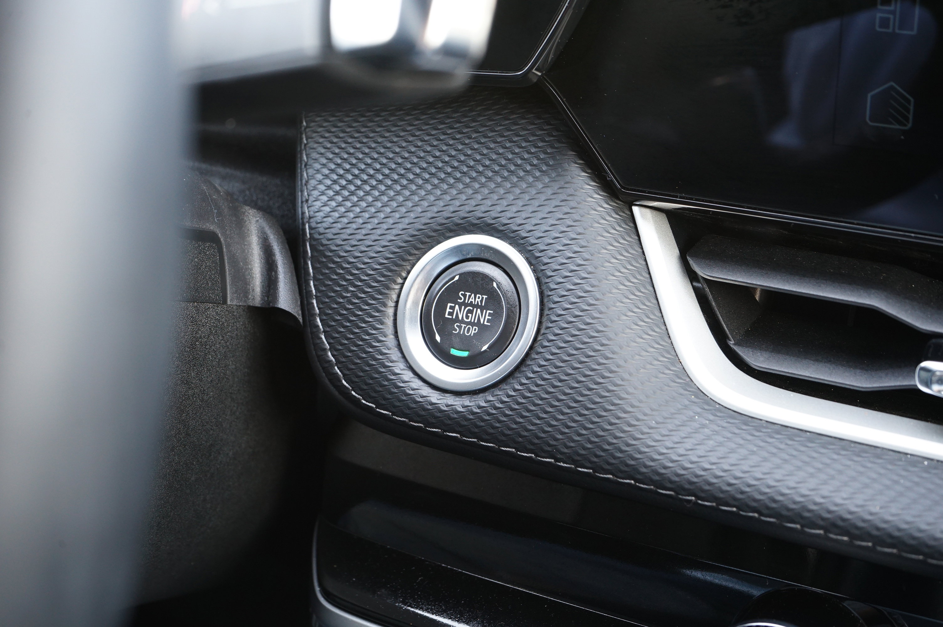 Used 2025 Chevrolet Equinox LT image 25