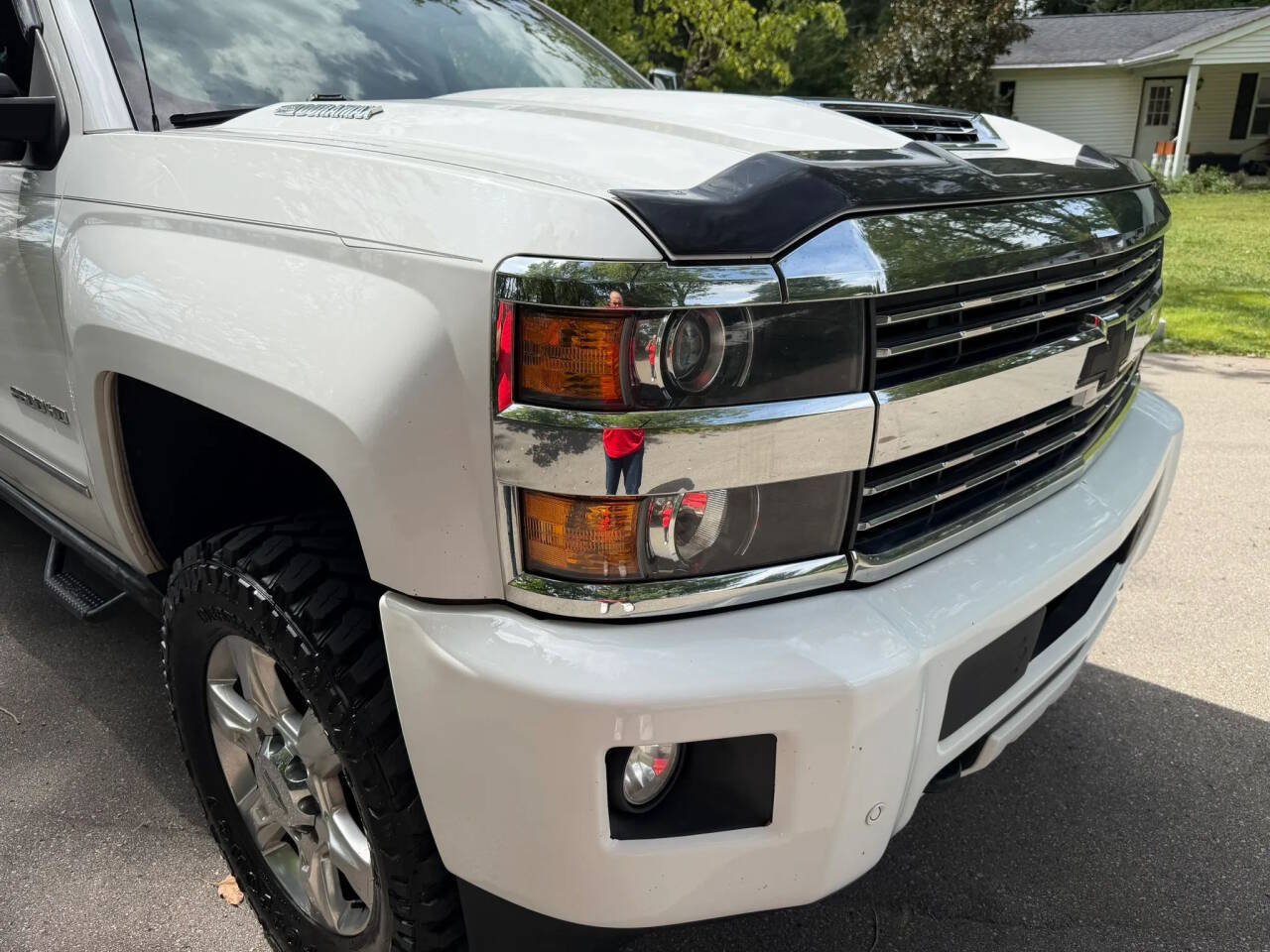 Used 2017 Chevrolet Silverado 2500 LTZ w/ Duramax Plus Package AWD/4WD image 45