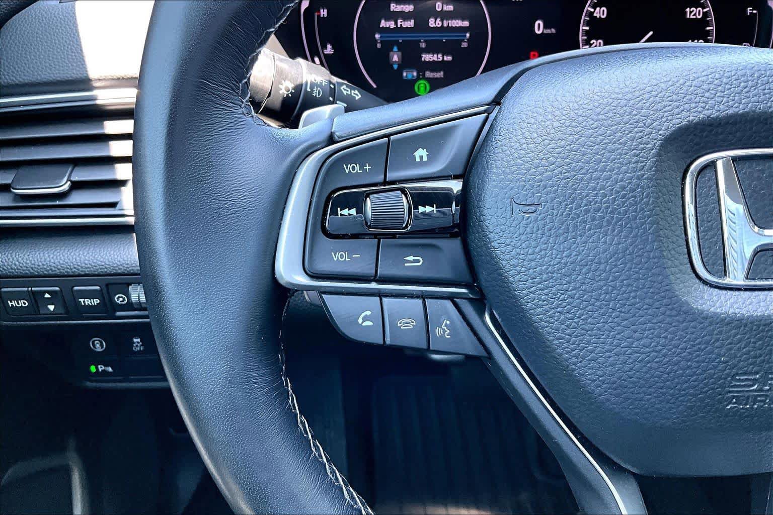 Used 2021 Honda Accord Touring image 22