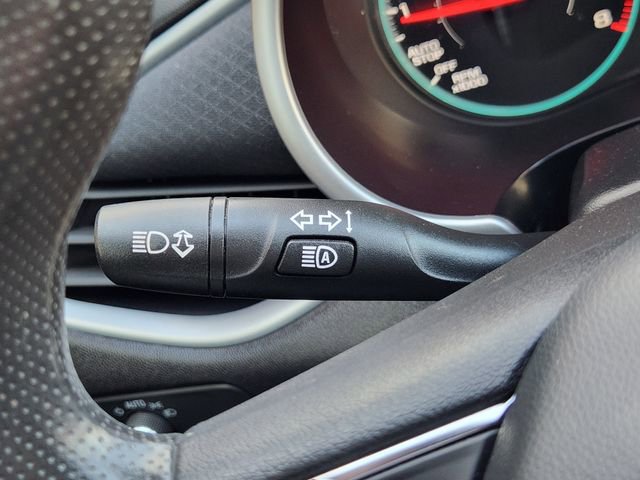 Used 2023 Chevrolet Malibu LT image 26